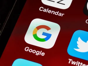 Google Application on the Phone Google Penguin 3.0